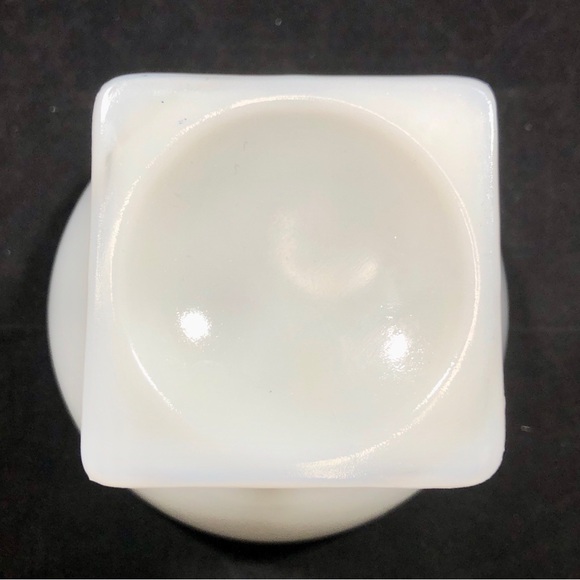 3 MILK GLASS PEDESTAL BOWLS/CANDY DISHES. 2 ROUND BOTTOM/1 SQUARE BOTTOM - Picture 12 of 13